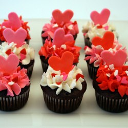 Mini Valentine’s Day Cupcakes