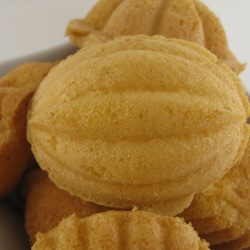 Kuih Bahulu / Kuih Baulu