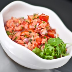 Lomi Lomi Salmon