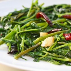Stir-Fry Water Spinach (Kangkung)