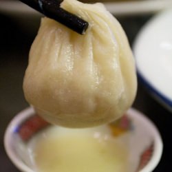 Xiao Loong Bau