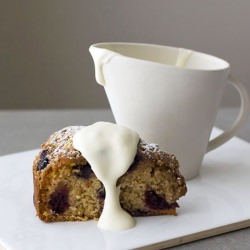 Berry Cinnamon Crumb Cake