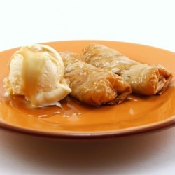 Apple Rolls w/ Butterscotch Sauce