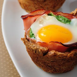 Egg, Ham, and Cheese Cups