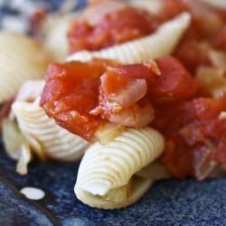 Shells with Tomato Fennel Sauce