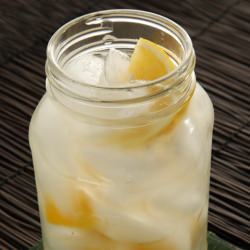Sparkling Sake Lemonade