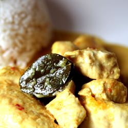 Chicken with Kaffir Lime Leaf