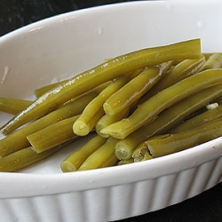 Thrifty Thursday: Dilly Beans!