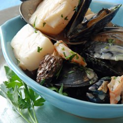 Scallops with Mussels and Shrimp