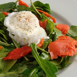 Smoked Salmon & Poached Egg Salad