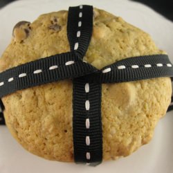 Pistachio Chocolate Chip Cookies