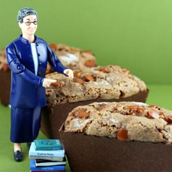 Banana Cinnamon Chip Cake