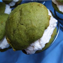 Matcha Whoopie Pie