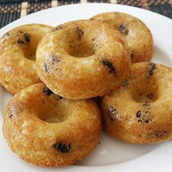 Baked Raisin Donuts