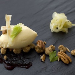 Brie and White Chocolate Cheesecake