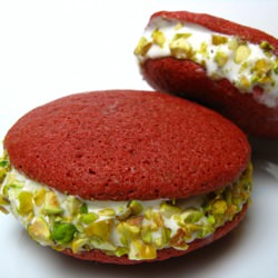 Red Velvet Gelato Sandwiches