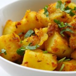 Dry Potatoes With Ginger And Garlic