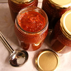 Easy Home-Made Tomato Ketchup