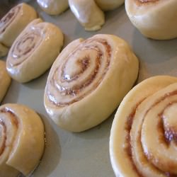 Cinnamon Rolls&Cream Cheese Icing