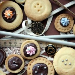 Shortbread Buttons for Mothers Day