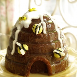 Martha’s Honeybee Cake~