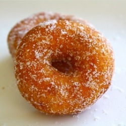 Kuih Keria (Sweet Potato Doughnuts)