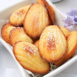 Honey, Vanilla & Orange Madeleines