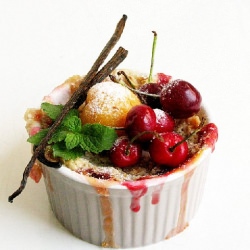 Apriocy & Cherry Mini Crumbles