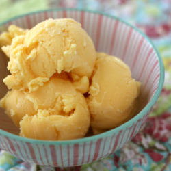 Mango Ginger Frozen Yogurt