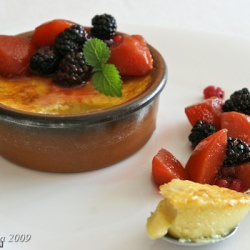 Flan with Summer Fruit in Malaga