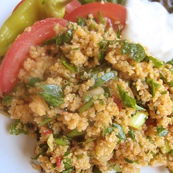 Kisir (Turkish Bulgur Tabbouleh)