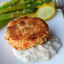 Salmon Cakes w/Spicy Yogurt Sauce