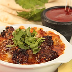 Queso Fundido con Chorizo