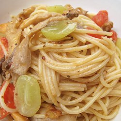 Spaghetti (Grapes Tomatoes Mushrooms)