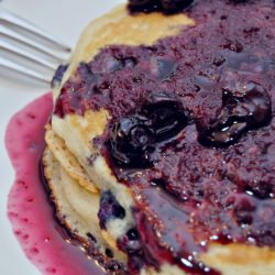 Fluffy Blueberry Pancakes