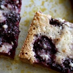 Blackberry Pie Bars