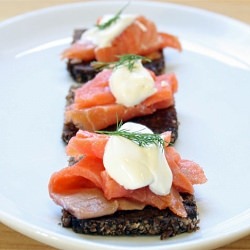 Smoked Salmon on Pumpernickel