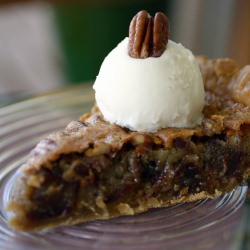 Chewy Medjool Date-Nut Pie