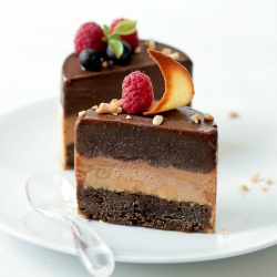 Chocolate – Caramel Ice Cream Cake