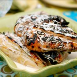 Grilled Chicken & White BBQ Sauce