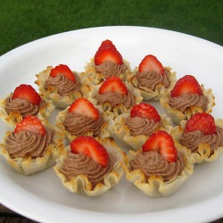 Pastry Cream Filled Fillo Shells