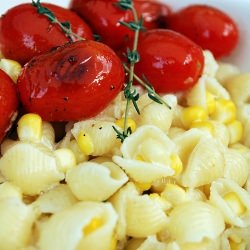 Shells & Cheese with Corn and Thyme