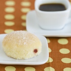 Strawberry Conserve Filled Doughnuts