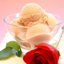 Stobe Lighting – Rose Ice Cream