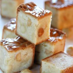 White Chocolate Macadamia Blondies