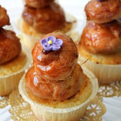Croquembouche Cupcakes