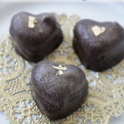 Choc Mallow Biscuits w gold leaf
