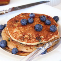 Healthy Blueberry Pancakes