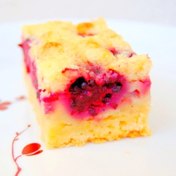 Blackberry Pie Bars