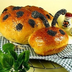 Ladybug Bread